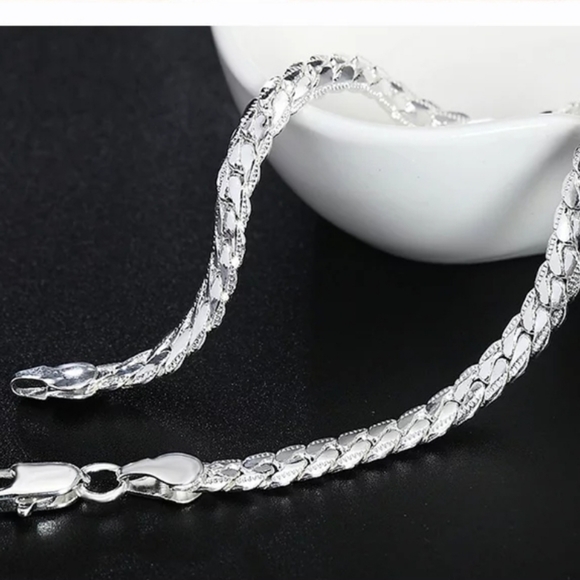 Platinum Sideway Chain Bracelet - Picture 2 of 4